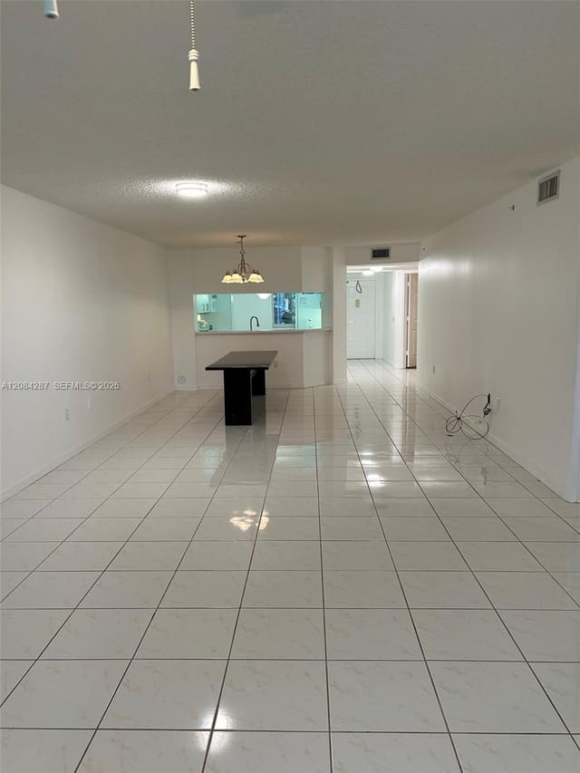 2541 N Nob Hill Road 109, Sunrise, FL 33322