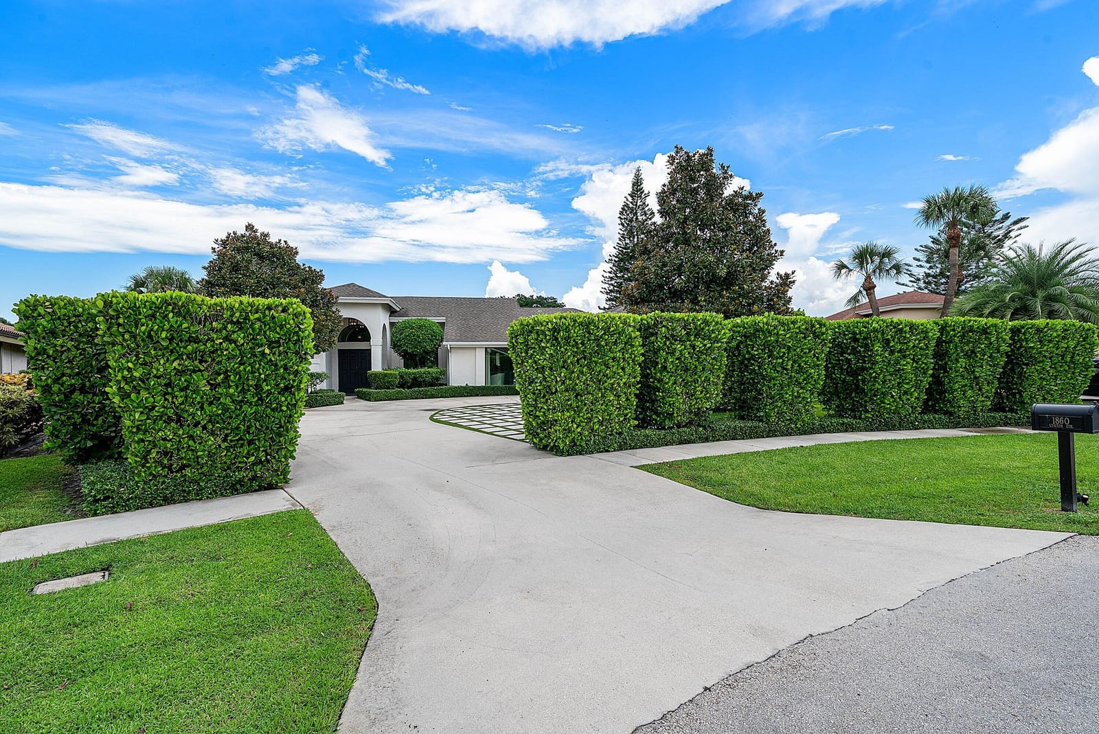 1860 Lynton Circle, Wellington, FL 33414 photo 2