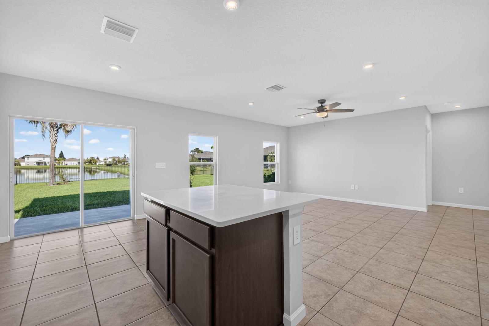 501 CHERIMOYA Street — photo 12