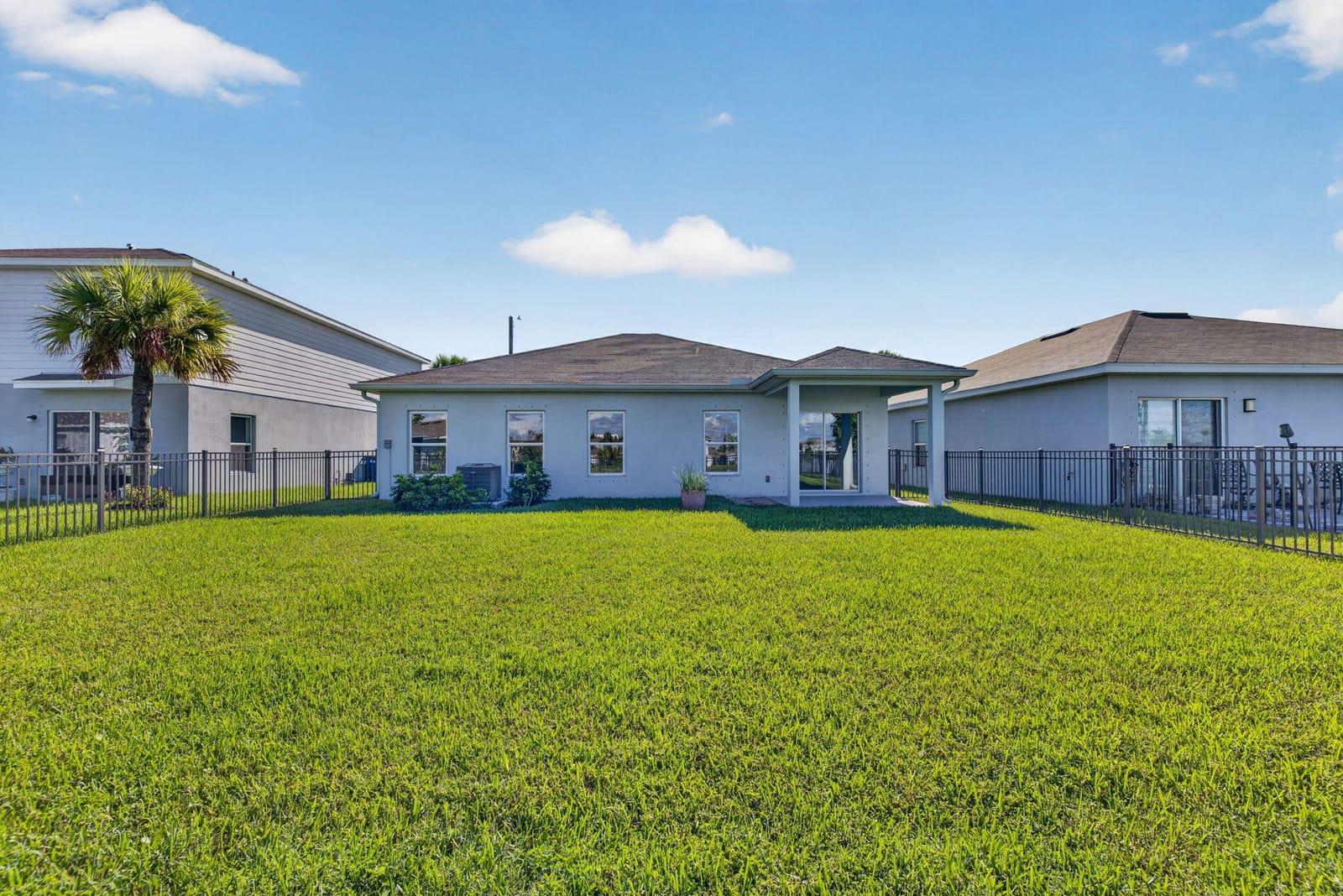 501 CHERIMOYA Street, Fort Pierce, FL 34981 photo 29