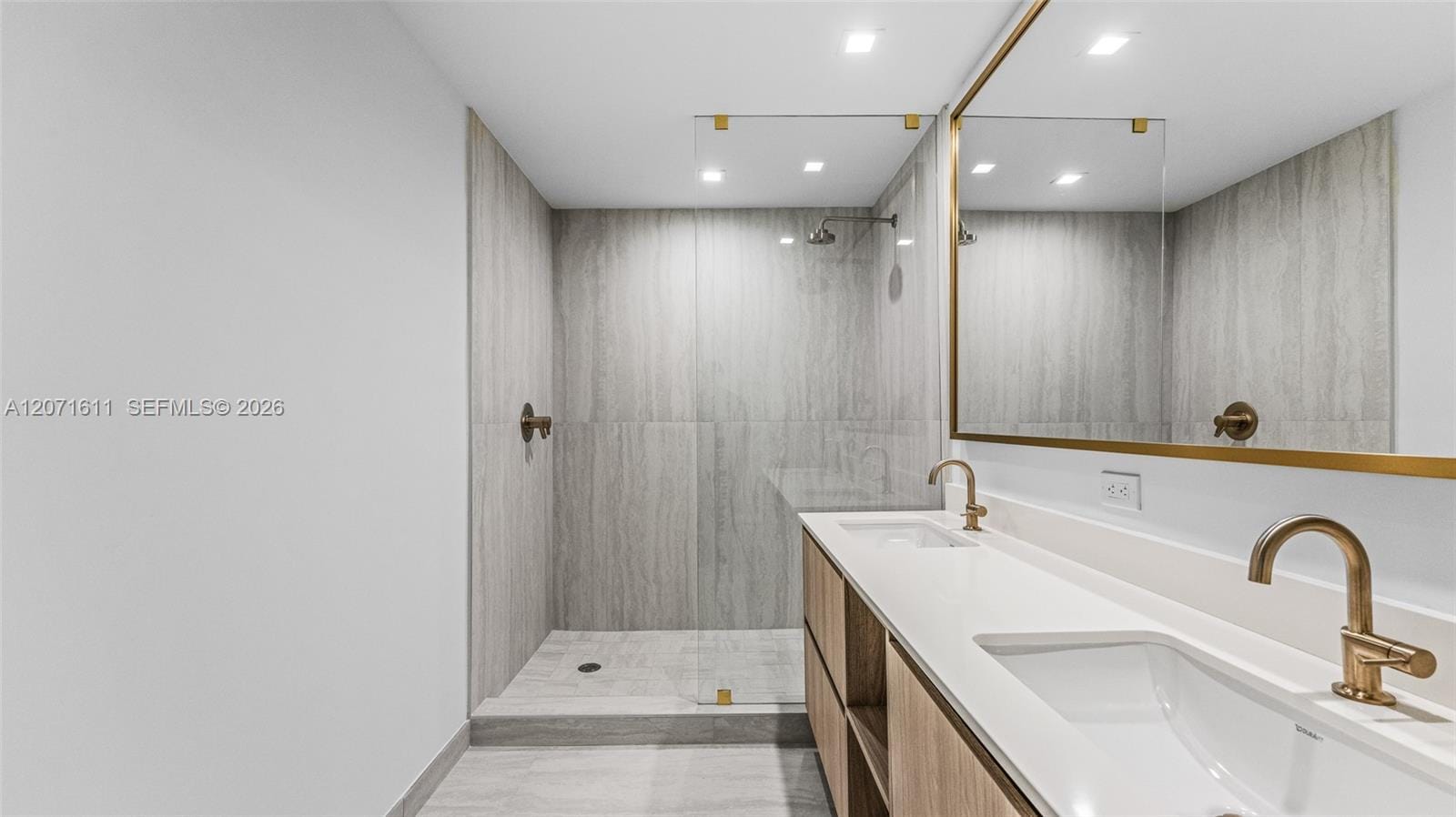 77 SE 5th Street 1607 — photo 12