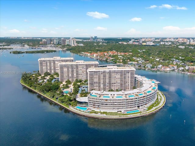 2 Grove Isle Drive B1709, Miami, FL 33133