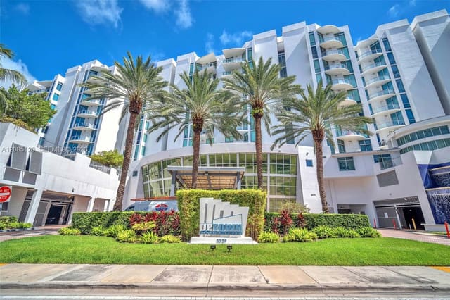 3029 NE 188th Street 725, Aventura, FL 33180
