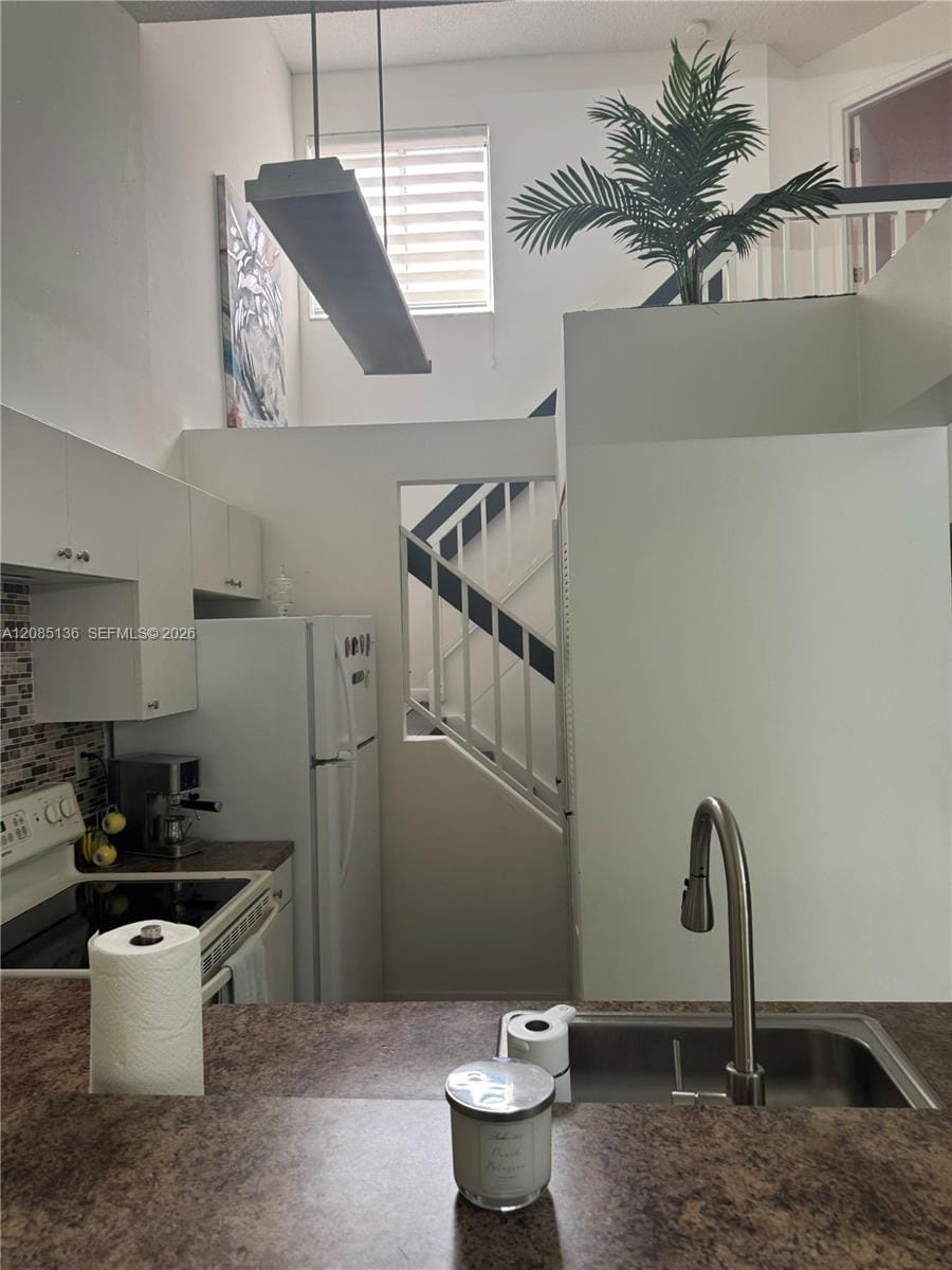 14035 SW 91st Terrace 14035 — photo 4