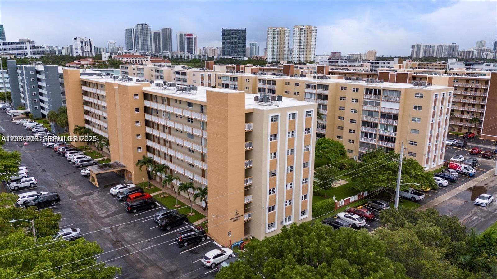 620 NE 12th Avenue 102, Hallandale Beach, FL 33009 photo 20