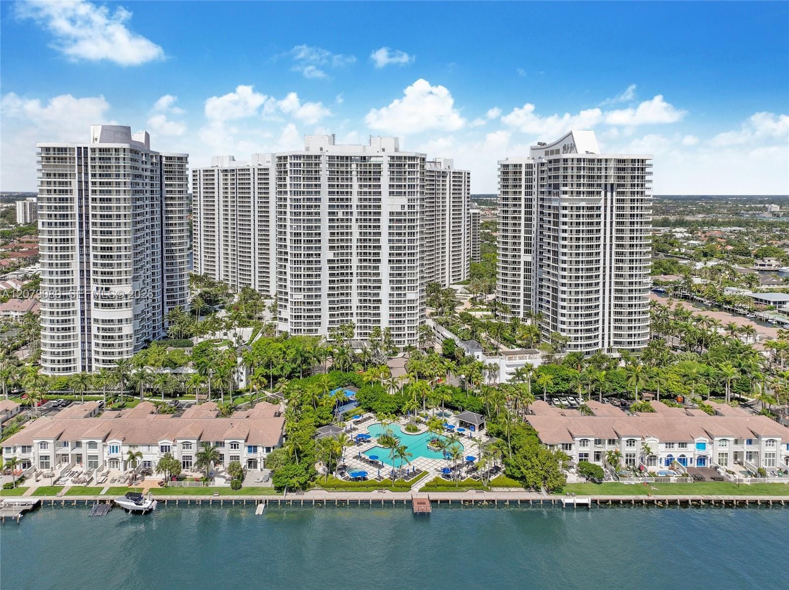 21150 Point Place 3004, Aventura, FL 33180 photo 2