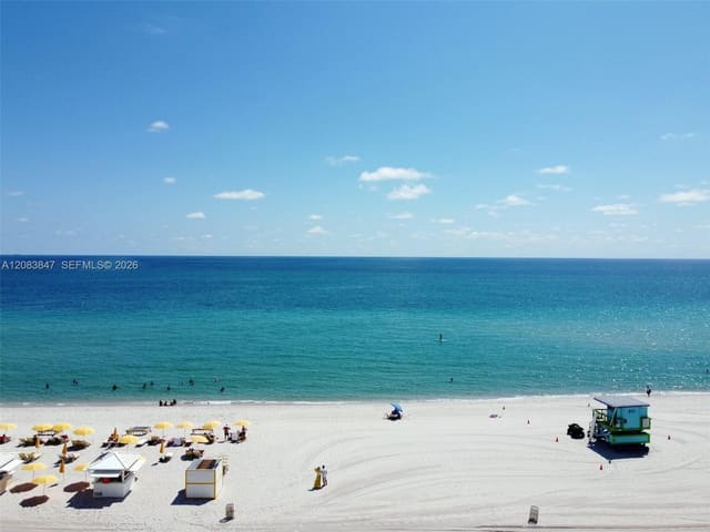 6061 Collins Avenue 23B, Miami Beach, FL 33140