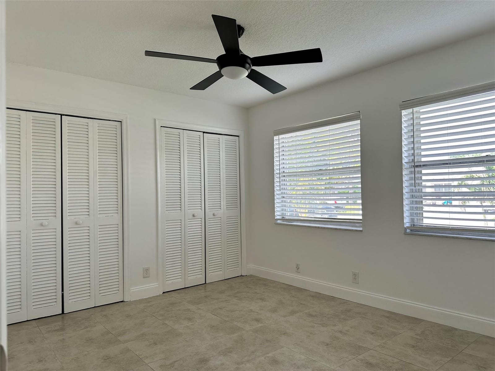 1905 SW 86TH Avenue — photo 10