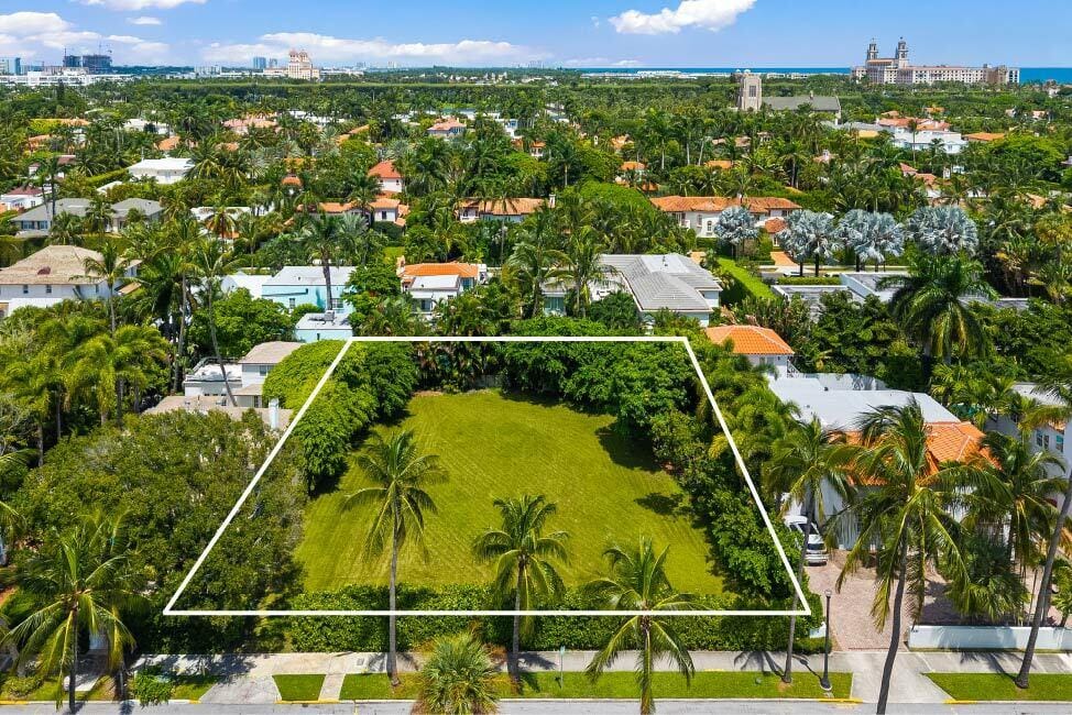 243 Seaspray Avenue, Palm Beach, FL 33480 photo 1