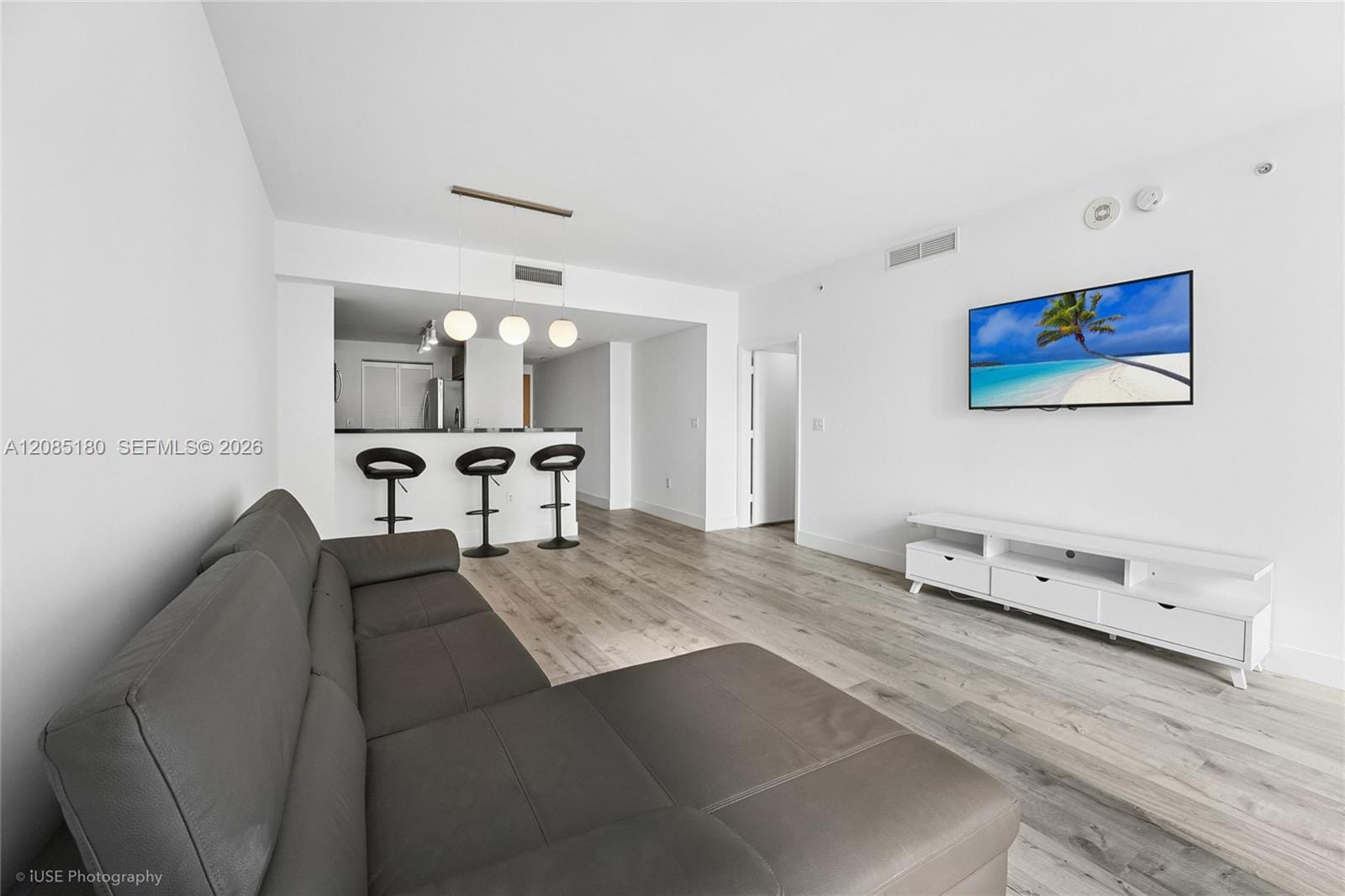 253 NE 2nd Street 2104, Miami, FL 33132 photo 3