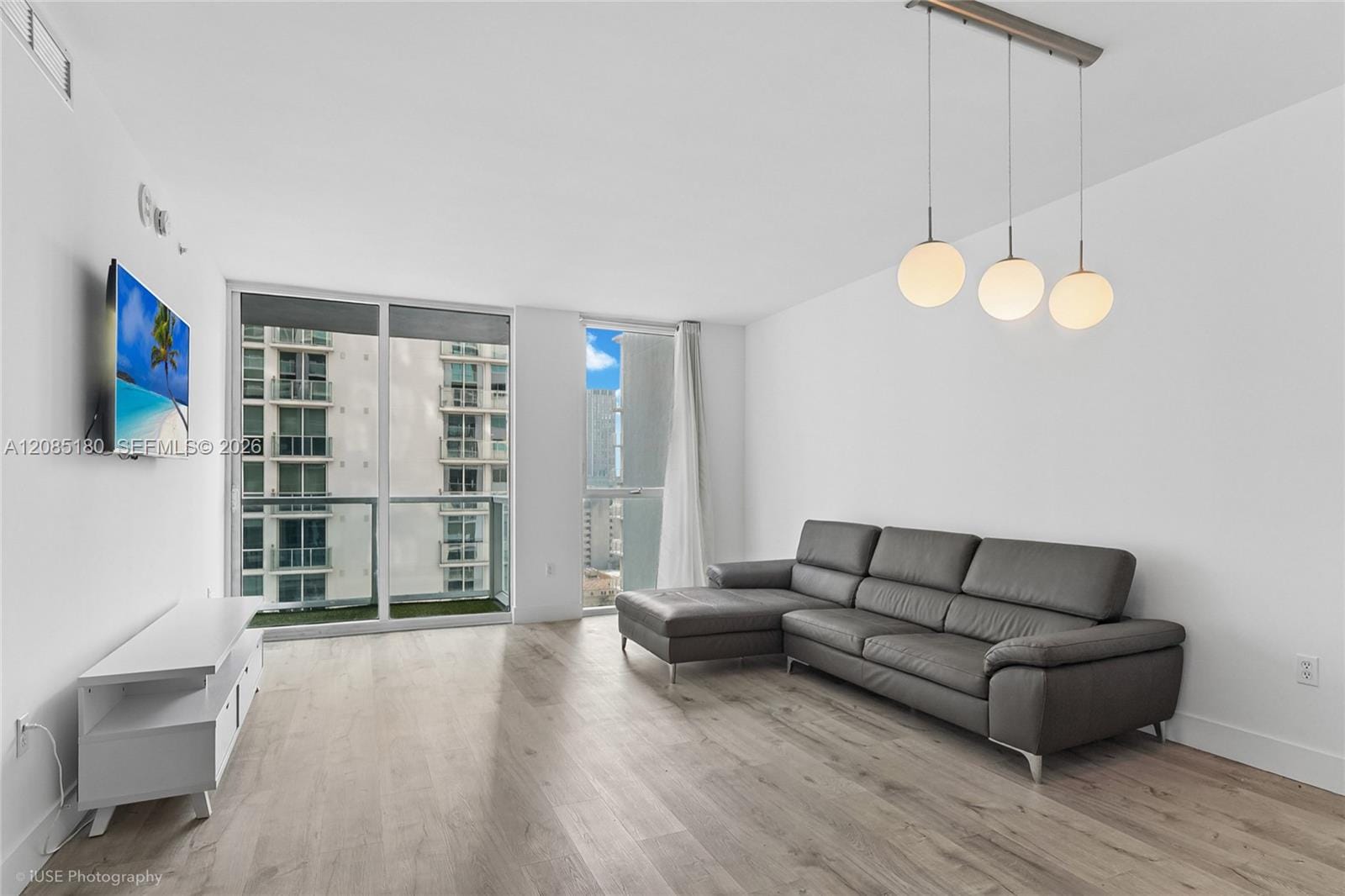 253 NE 2nd Street 2104, Miami, FL 33132 photo 5