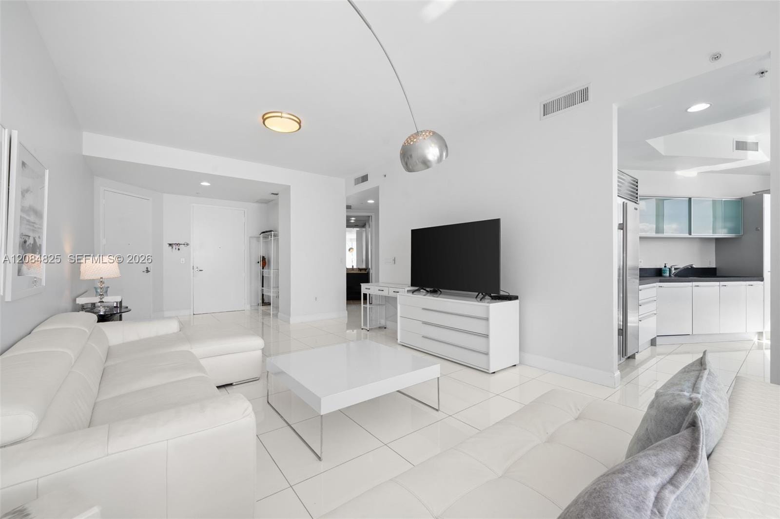 18201 Collins Avenue 4709 — photo 4