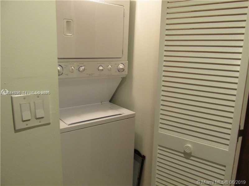 12455 SW 93rd Terrace 204T — photo 7