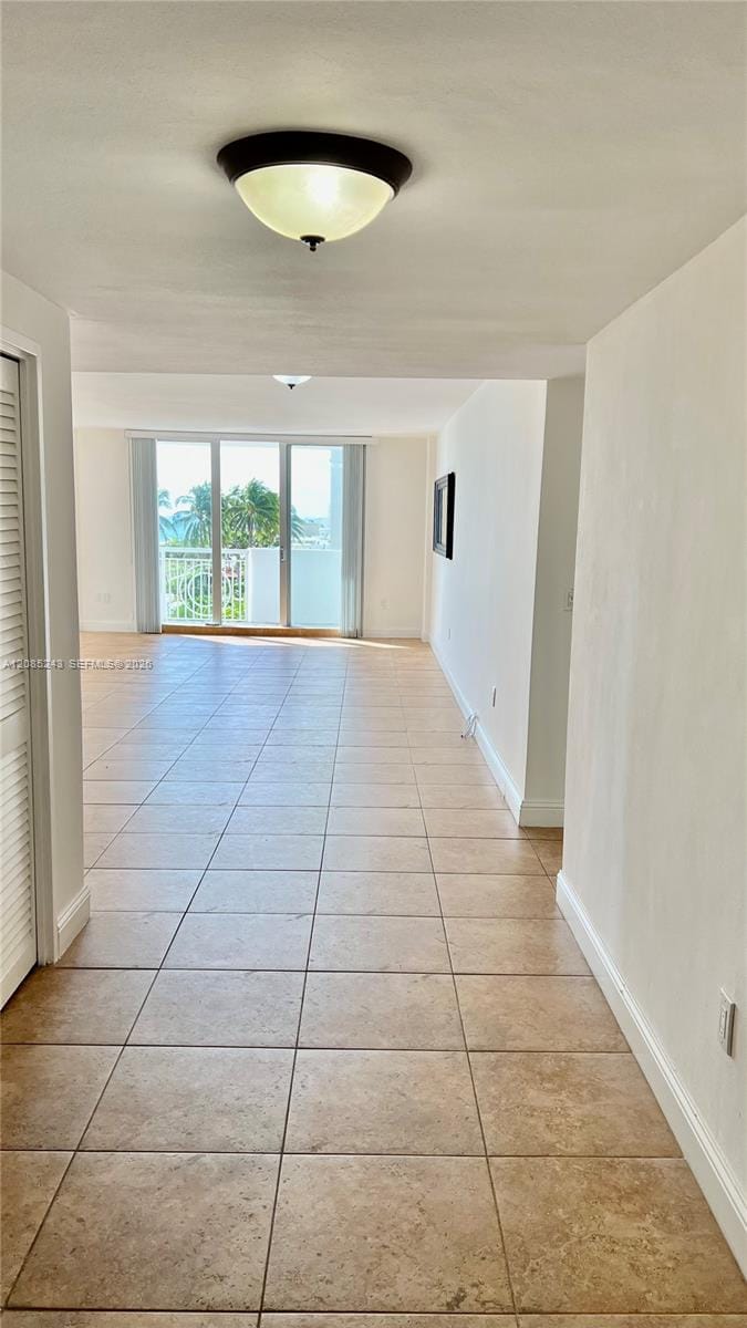 5825 Collins Avenue 5G — photo 3