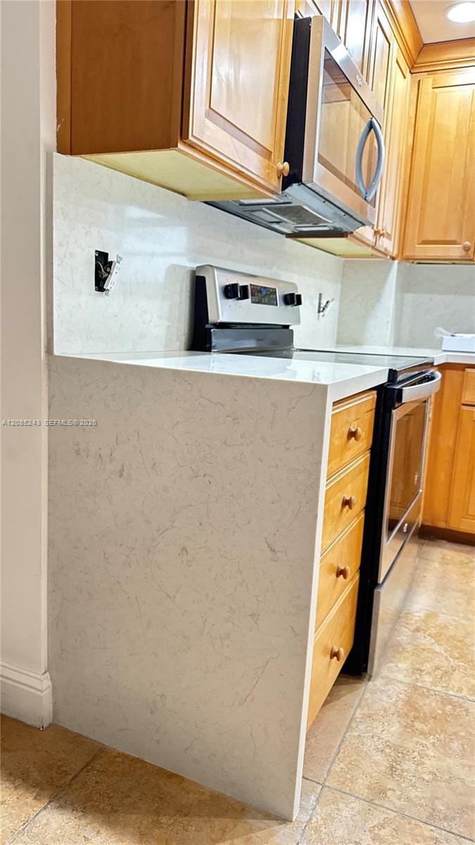 5825 Collins Avenue 5G — photo 9