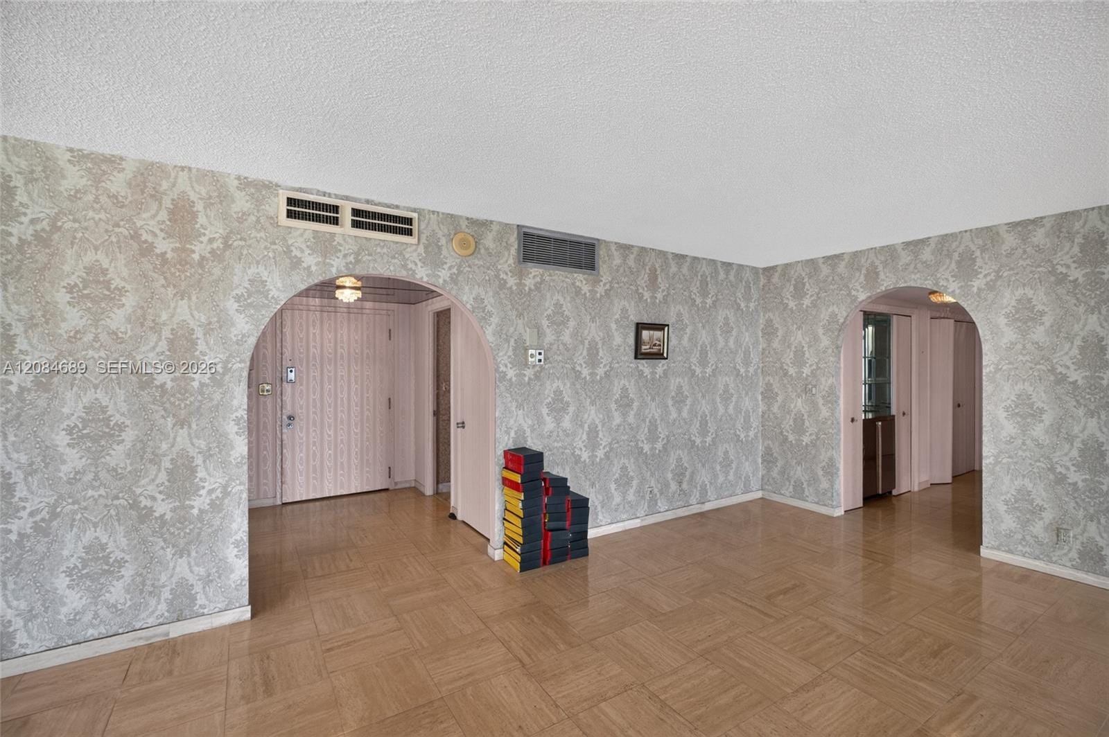 5660 W Collins Avenue 6D, Miami Beach, FL 33140 photo 12