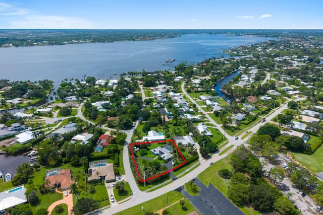 1703 NW SHORE Terrace, Stuart, FL 34994