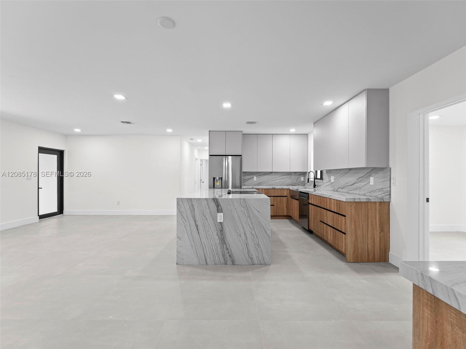 610 NE 164th Terrace — photo 12