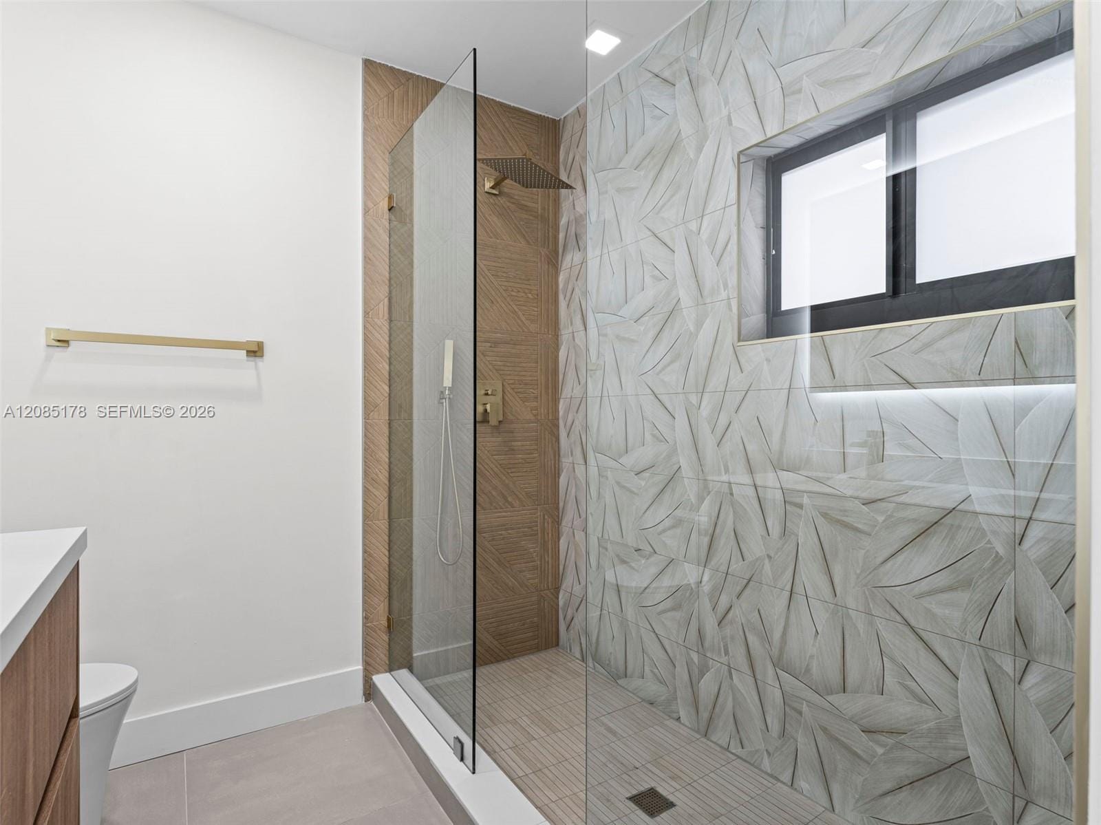 610 NE 164th Terrace, Miami, FL 33162 photo 20