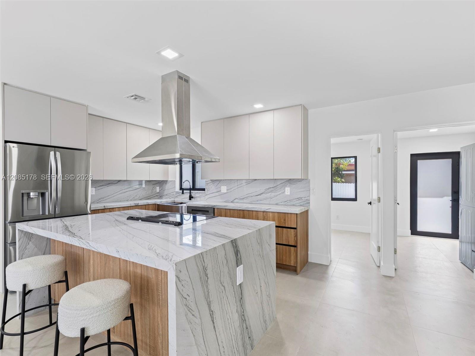 610 NE 164th Terrace — photo 5