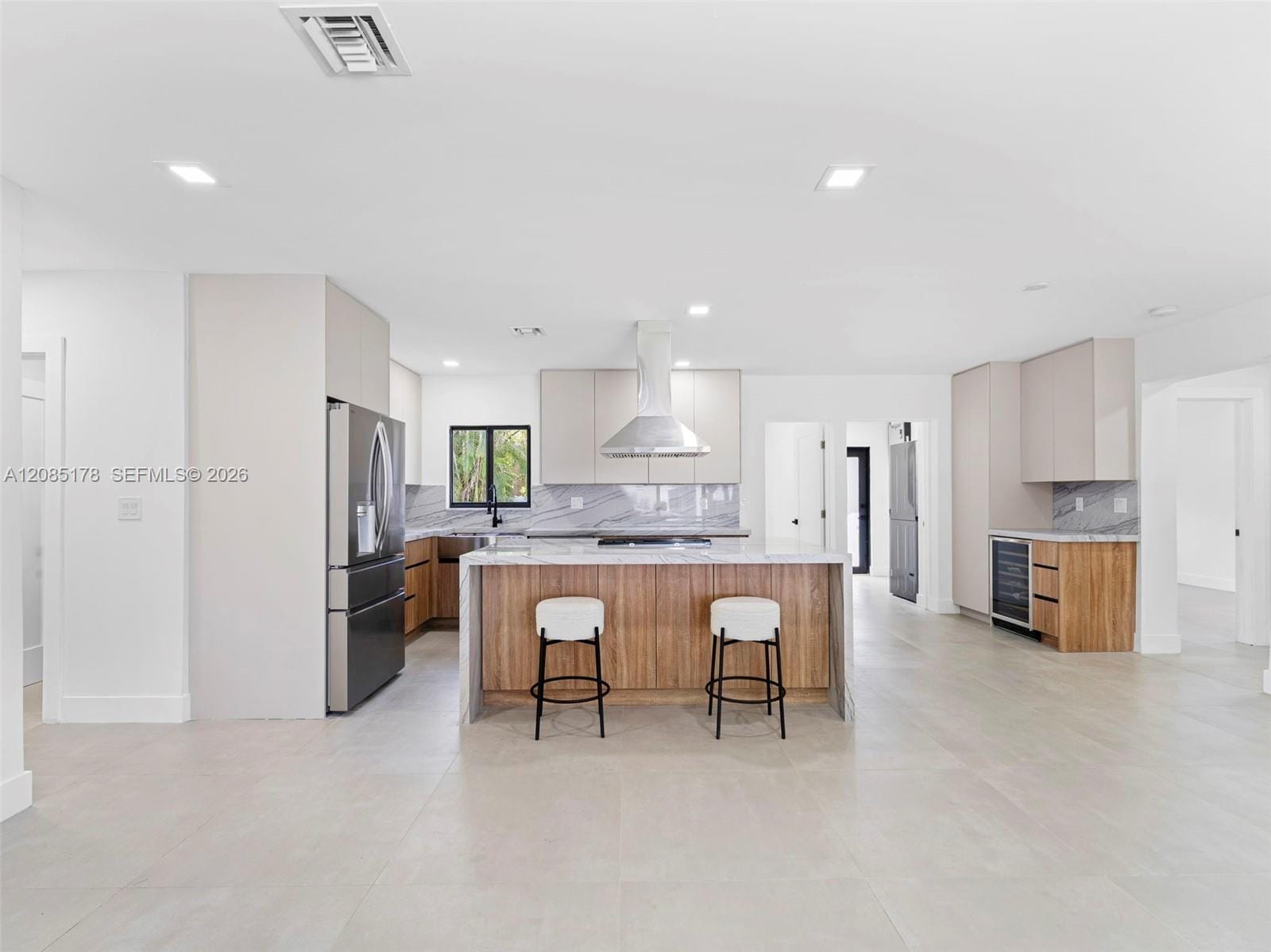 610 NE 164th Terrace — photo 6