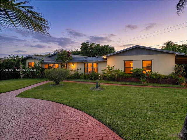 10900 SW 177th Terrace, Miami, FL 33157
