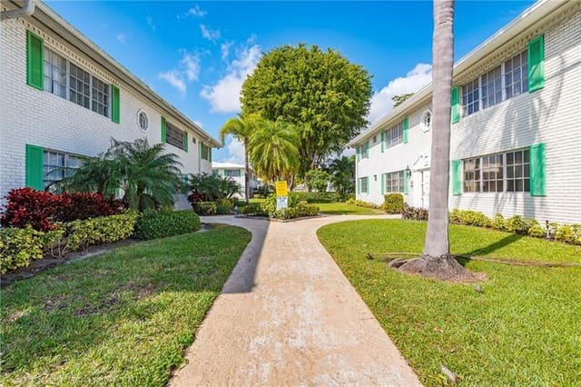 1851 NE 62nd Street 603, Fort Lauderdale, FL 33308