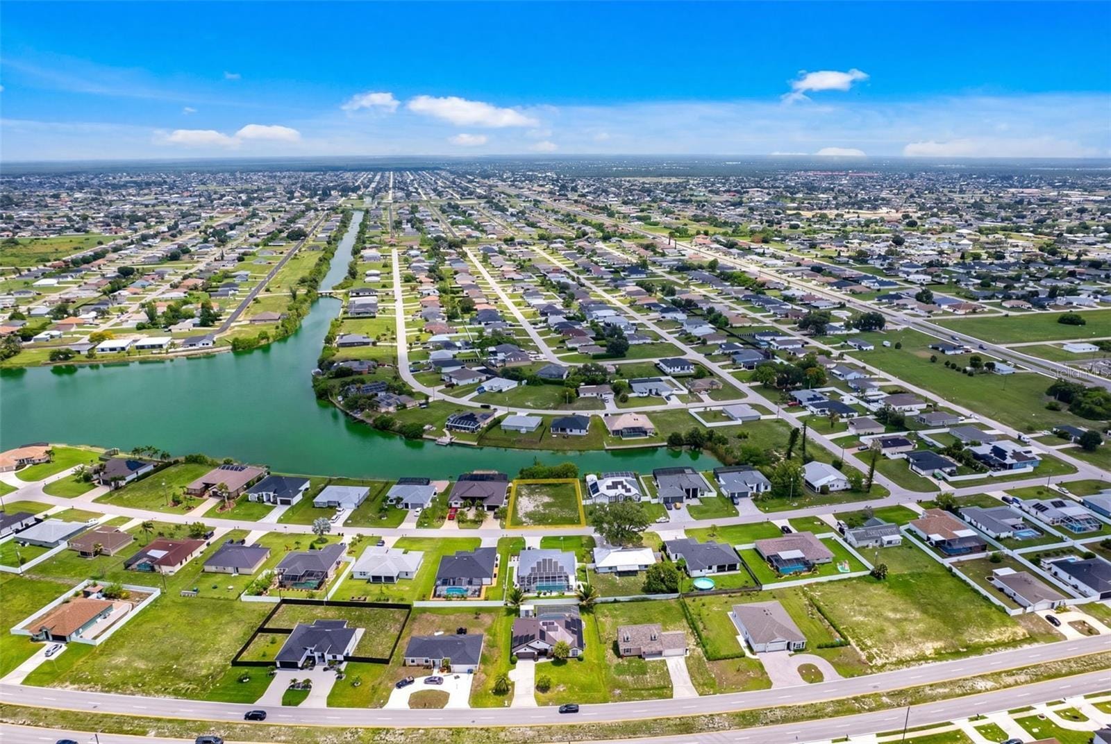 623 NE 7TH Terrace, Cape Coral, FL 33909 photo 18