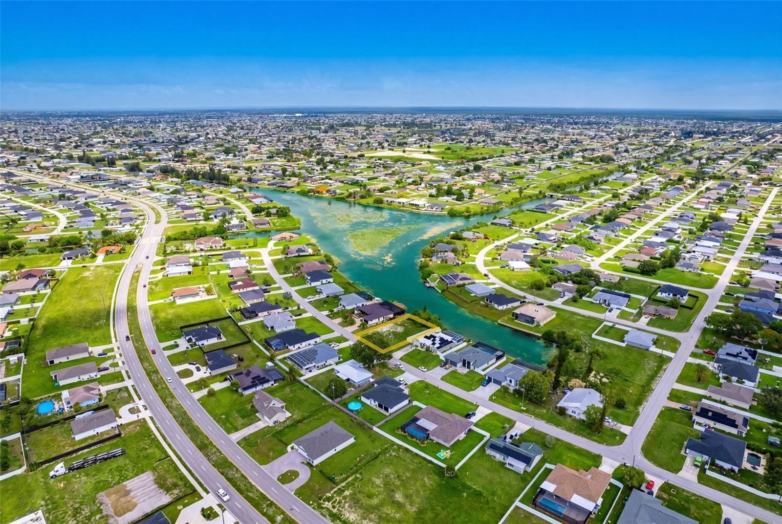 623 NE 7TH Terrace, Cape Coral, FL 33909 photo 19