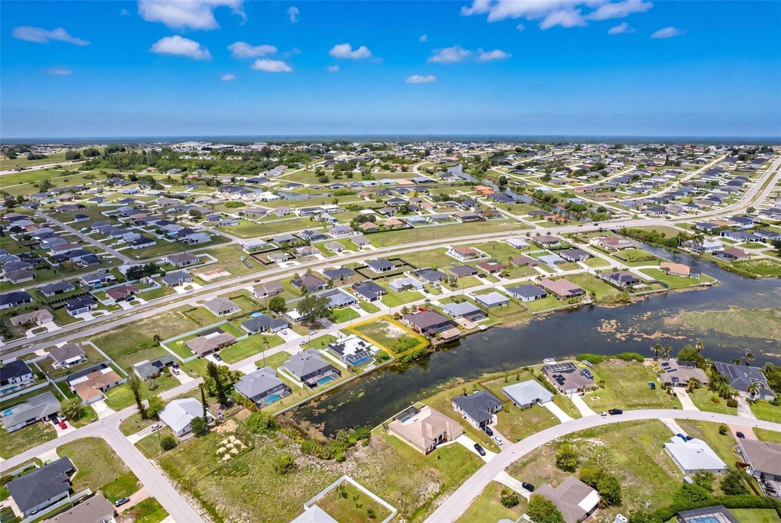 623 NE 7TH Terrace, Cape Coral, FL 33909 photo 20