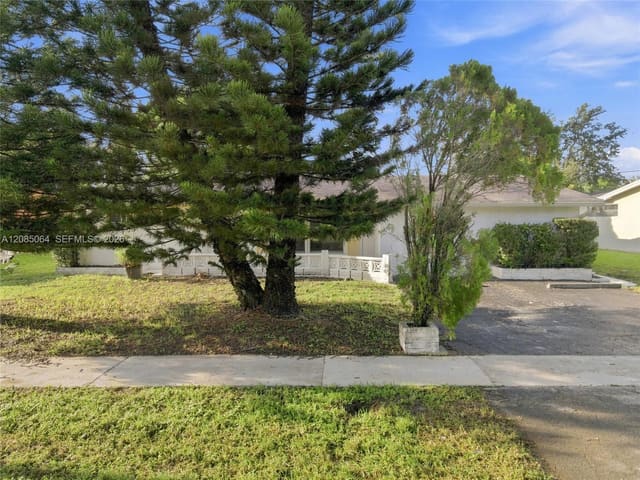 7470 NW 21st Court, Sunrise, FL 33313