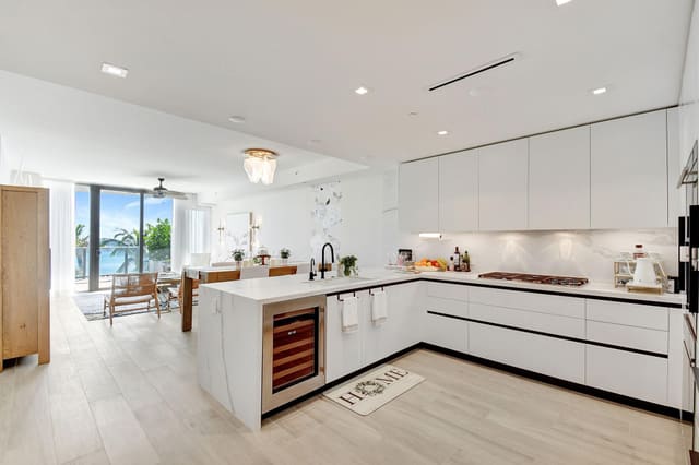 1116 N OCEAN Boulevard 303, Pompano Beach, FL 33062