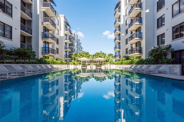 301 Altara Avenue 813, Coral Gables, FL 33146