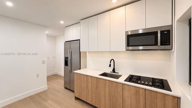 3090 NW 33rd Street 1, Miami, FL 33142