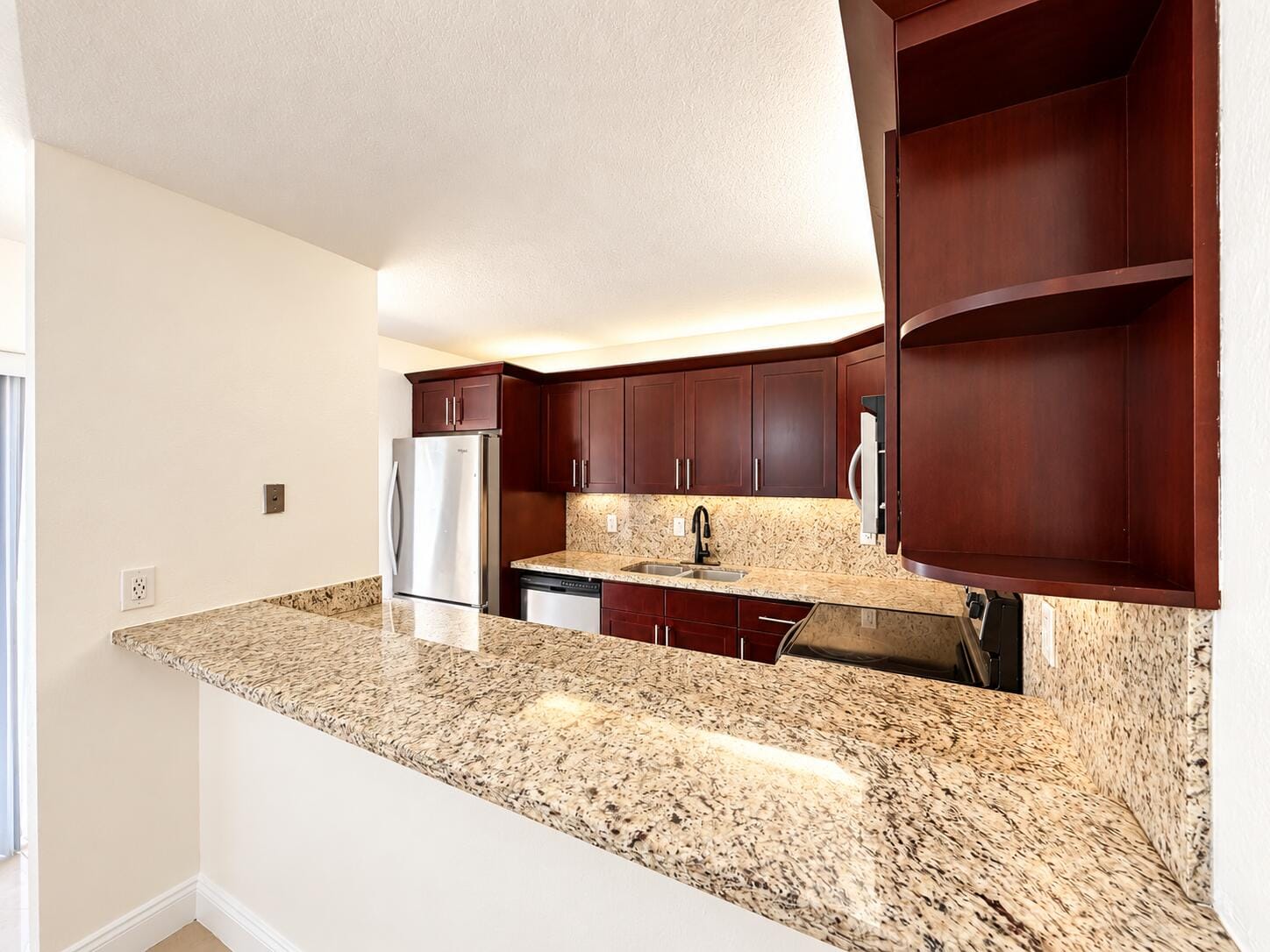 804 Springdale Circle — photo 3