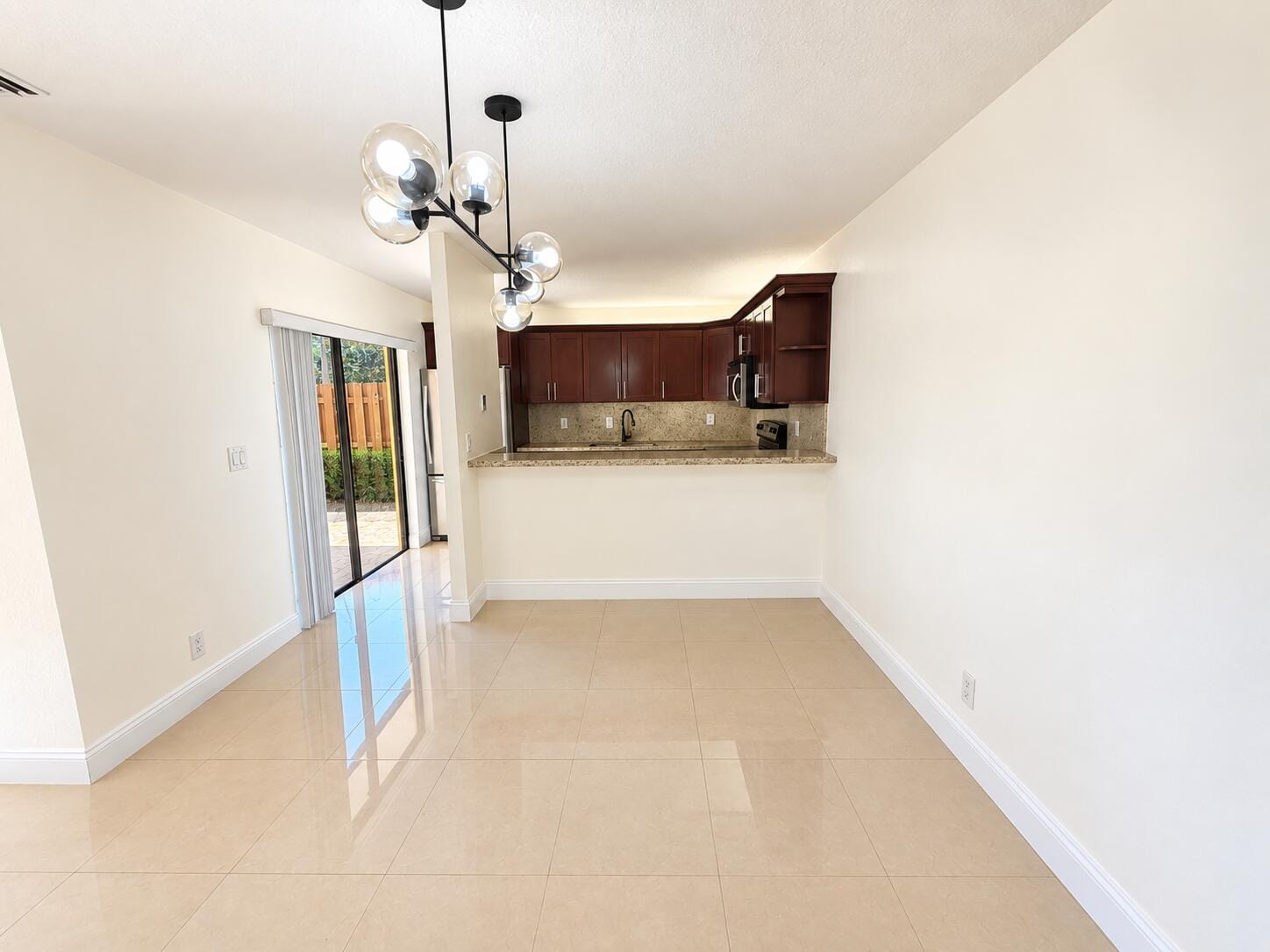 804 Springdale Circle — photo 5