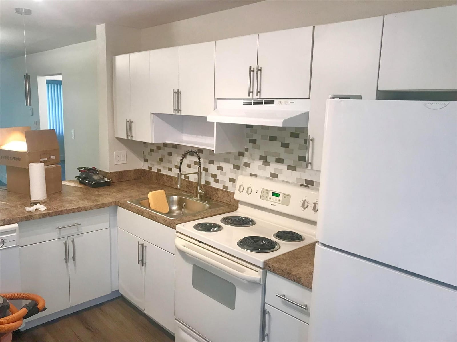 8121 SW 21ST Court 8121 — photo 2