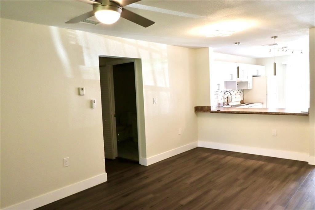 8121 SW 21ST Court 8121 — photo 5