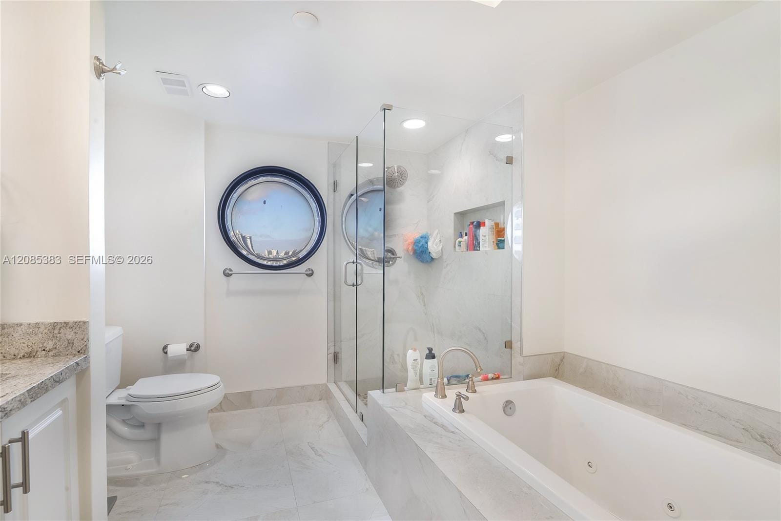 1000 W Island Boulevard 1404, Aventura, FL 33160 photo 13
