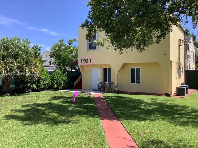 1921 SW 17th Court 2ndFloor, Miami, FL 33145