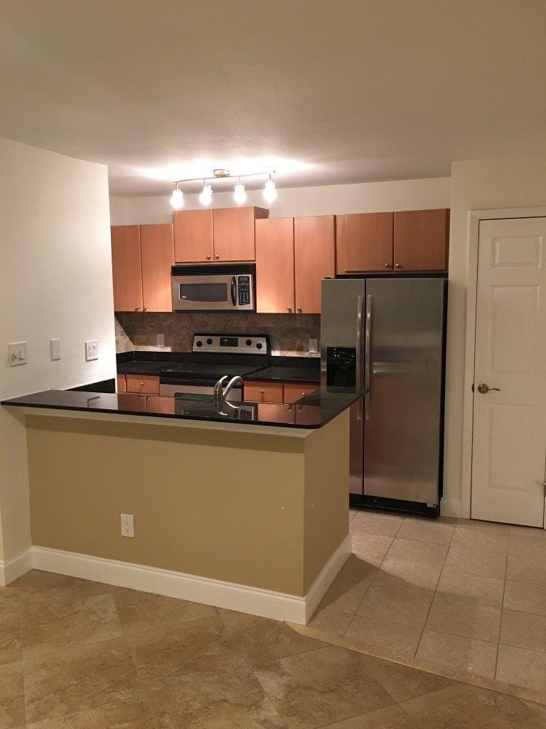 1865 PALM COVE Boulevard 9-104, Delray Beach, FL 33445 photo 2