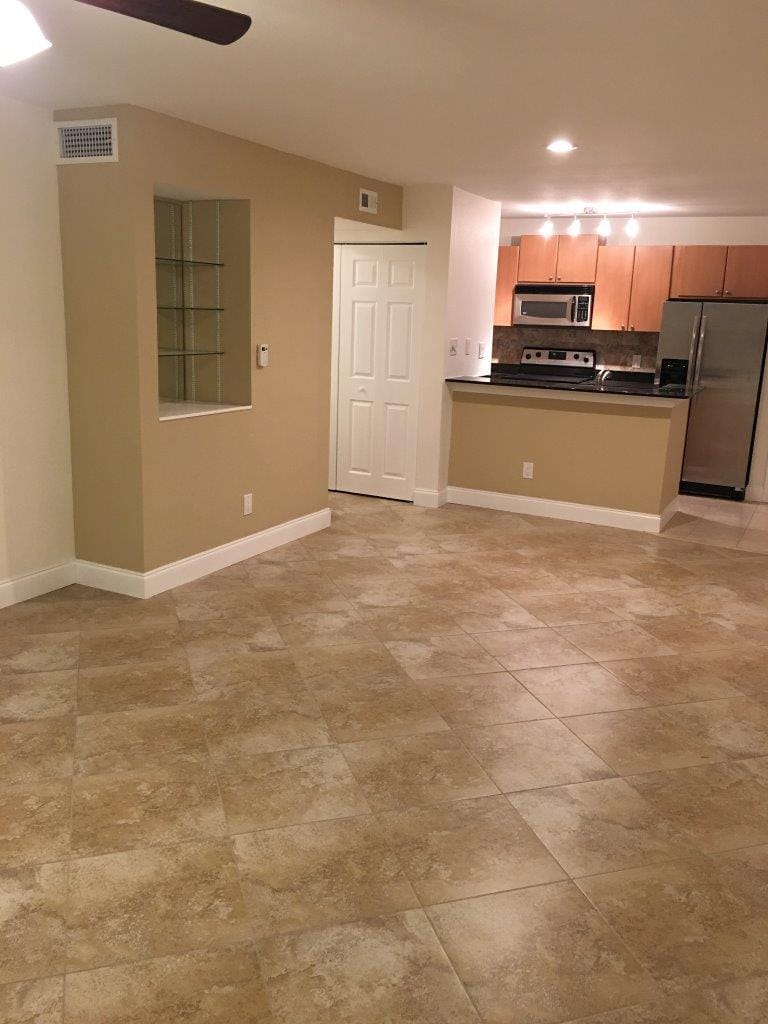 1865 PALM COVE Boulevard 9-104, Delray Beach, FL 33445 photo 3