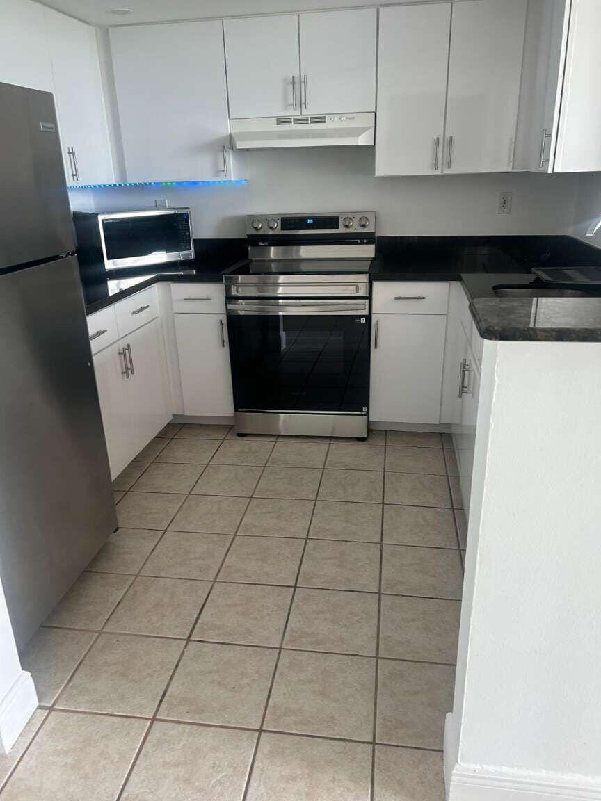 3000 CORAL Way 707, Miami, FL 33145 photo 6