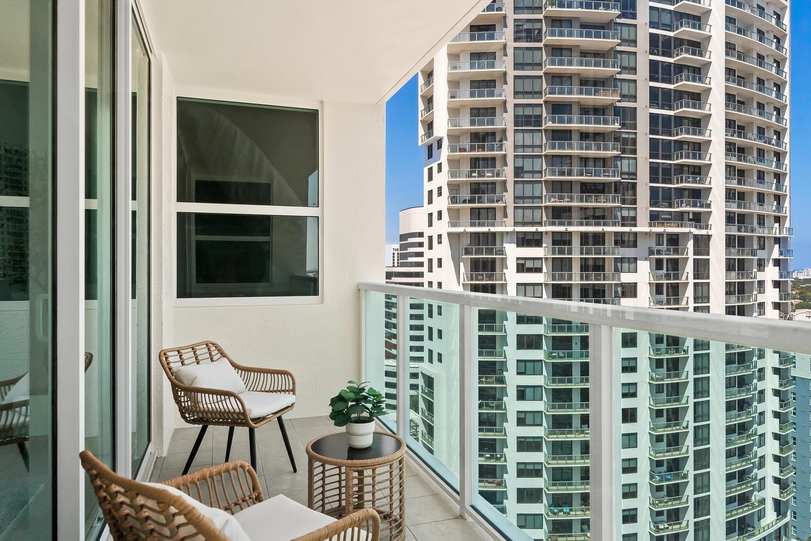 350 SE 2ND Street 2250, Fort Lauderdale, FL 33301 photo 18