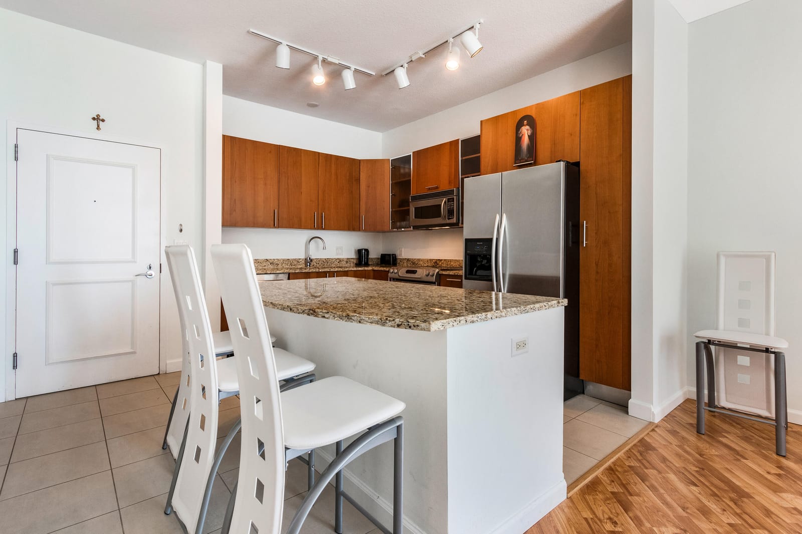 1945 S Ocean Drive 502 — photo 7