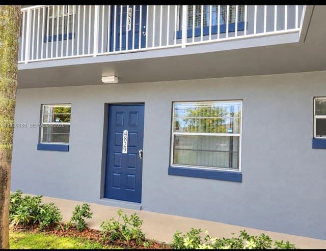 4829 NW 9th Drive 4829, Plantation, FL 33317