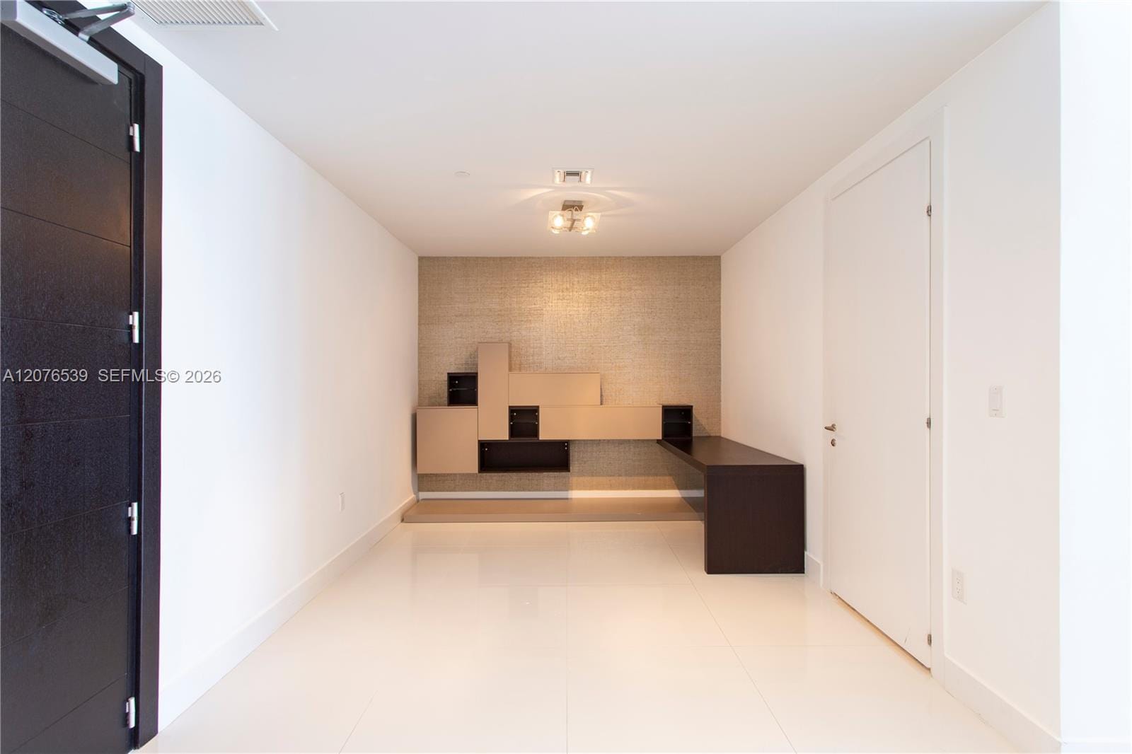 200 Biscayne Blvd Way 4512 — photo 3