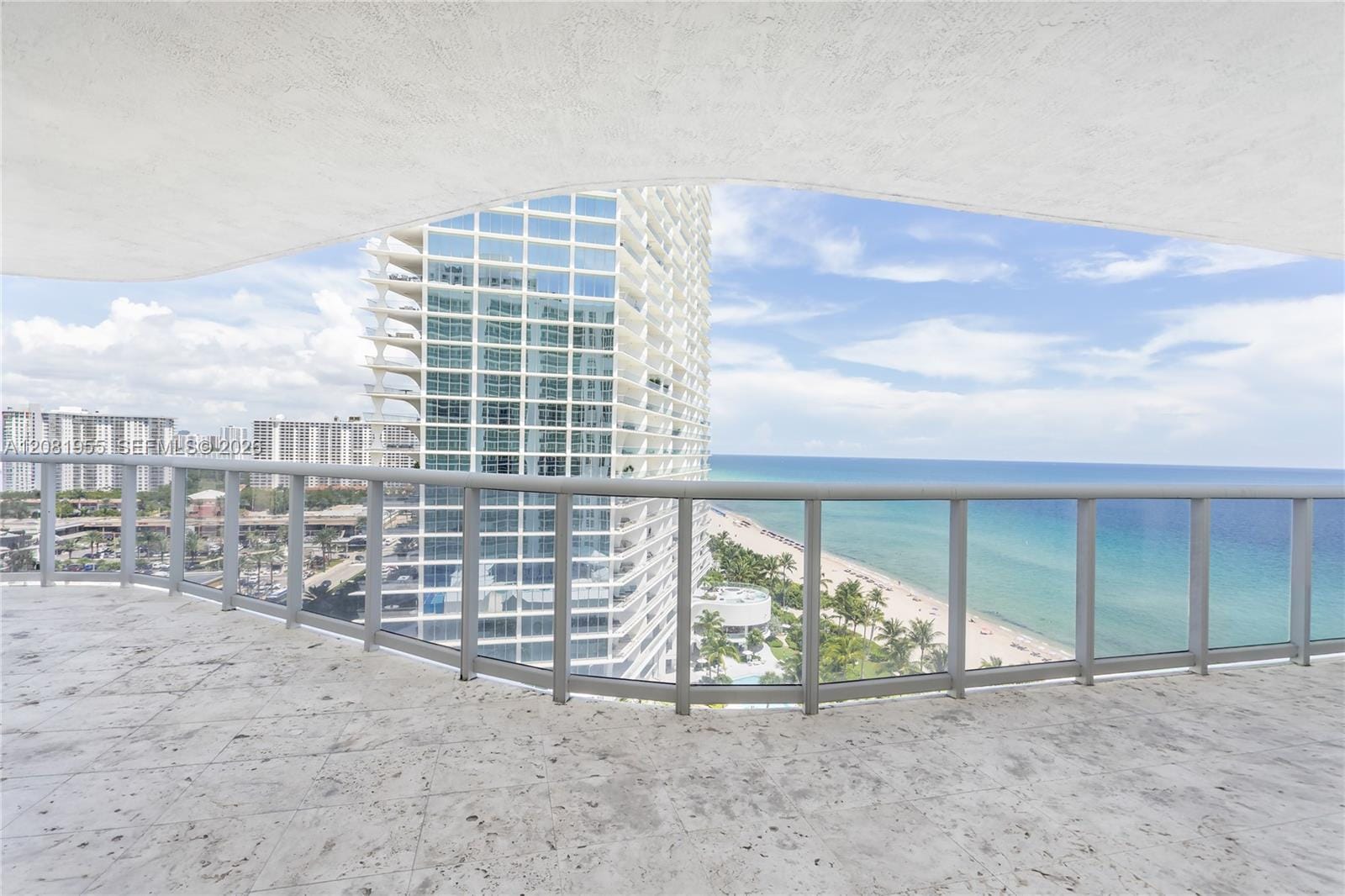 16711 Collins Avenue 1704, Sunny Isles Beach, FL 33160 photo 4