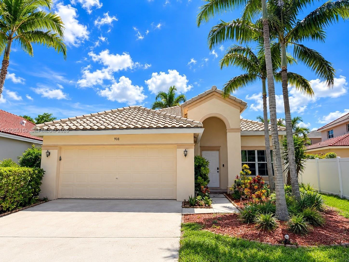 908 Tanglewood Circle 908, Weston, FL 33327 photo 2