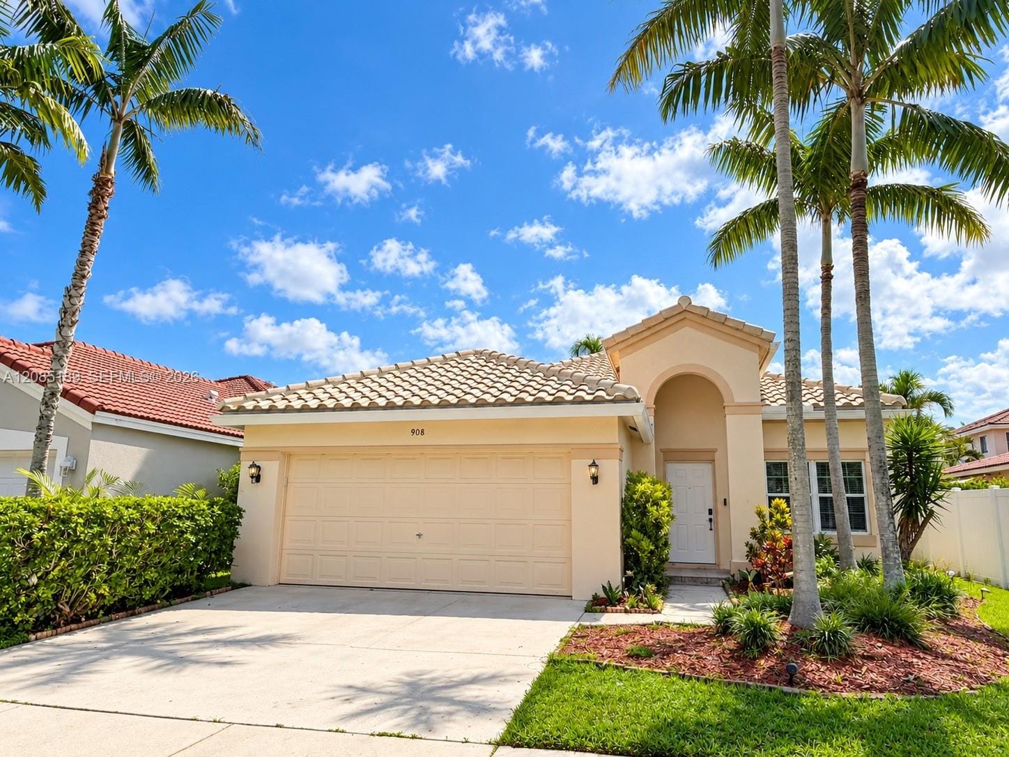 908 Tanglewood Circle 908, Weston, FL 33327 photo 4